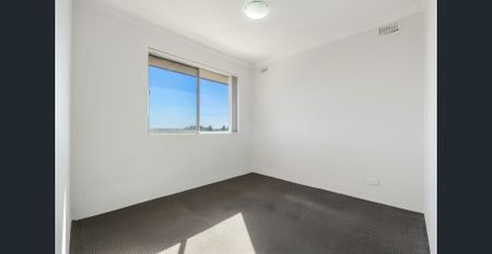 Carefree Lifestyle - Photo 2