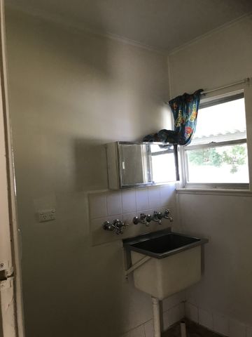 Affordable Home - Photo 5