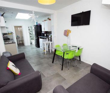 5 bedroom apartment to rent - Photo 5