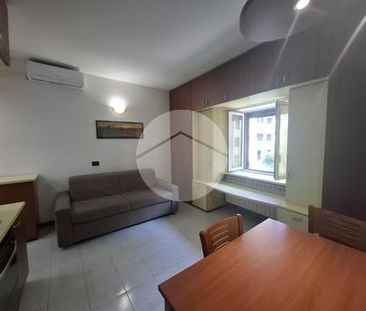 Monolocale in affitto - Photo 2