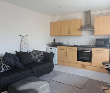 Midfield Parade, Mayplace Road East, Bexleyheath, DA7 6NB - Photo 6