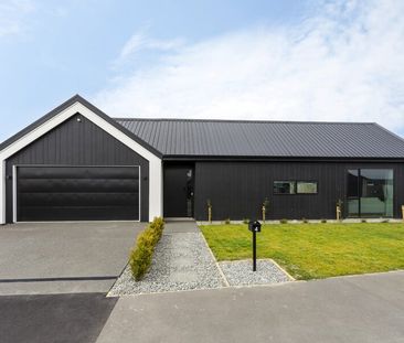 Stunning three bedroom home in Rolleston! - Photo 1