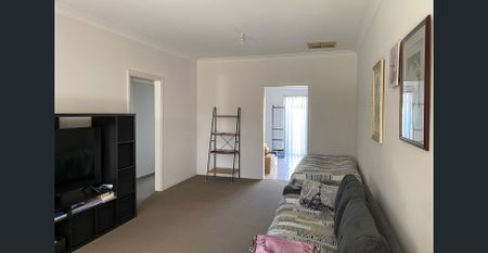 IMMACULATE 2 BR HOMETTE - Photo 3