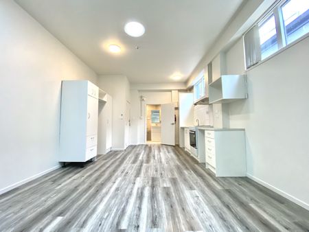 Unit 5, 78 Rosebank Road, Avondale, Auckland - Photo 3