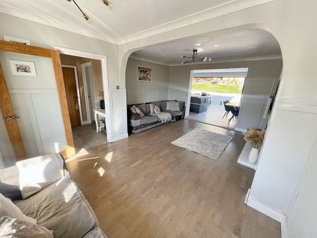 5 bedroom terraced house to rent - Photo 4