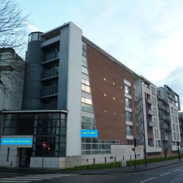 Studio meuble mis à disposition - Proximité immédiate CITADELLE - bus - facs - Photo 1