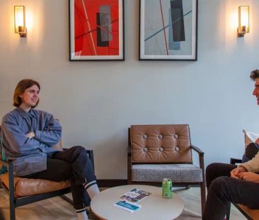 Penthouse 1 Bed Accessible Apartment - Photo 4