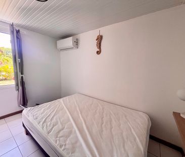 Location Maison 3 pièces 42m² ST FRANCOIS 97118 - Photo 2