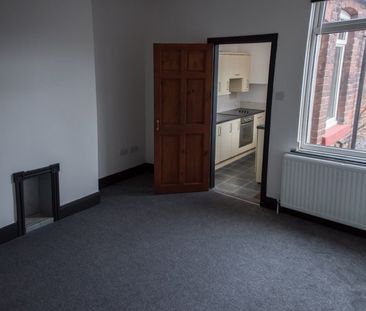 3 Bed Terraced House, Abbeydale Road, S7 - Photo 5