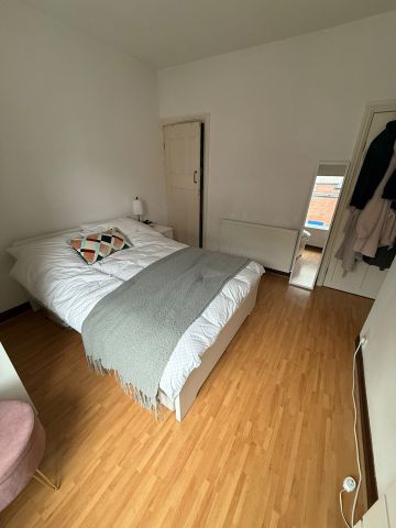 2 Bed Terraced House, Sheffield, S8 - Photo 5