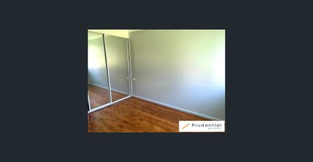 SPACIOUS FAMILY HOME - Photo 4