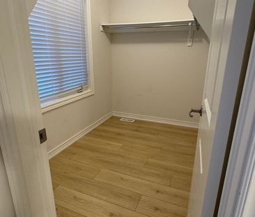 For Lease - 218 Heron Street, Welland, Ontario - Photo 3