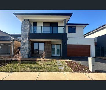 105 Moondarra Drive, Berwick, Vic 3806 - Photo 5
