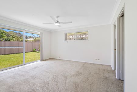 9 Chippendale Crescent, Currumbin Waters QLD 4223 - House For Rent | Domain - Photo 3