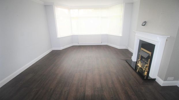 Shaftesbury Avenue, Goring-By-Sea, Worthing - Photo 1