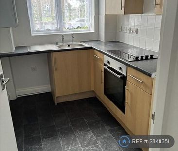 2 bedroom flat to rent - Photo 6