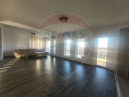 Casă tip duplex 4 camere de inchiriat - Fotografie 1