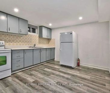 711 Gilbert Street W #Lower - Photo 3