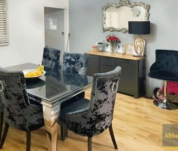 PITSEA, BASILDON - Photo 4