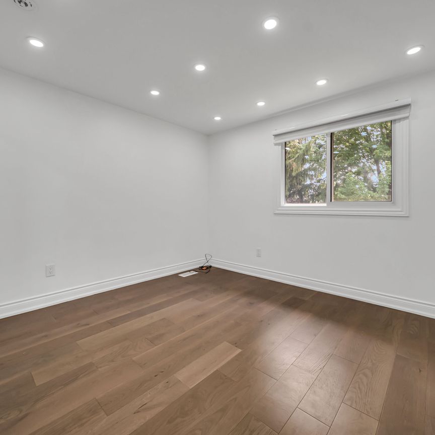 For Lease - 37 Ferman (Upper) Drive, Guelph, Ontario - Photo 1