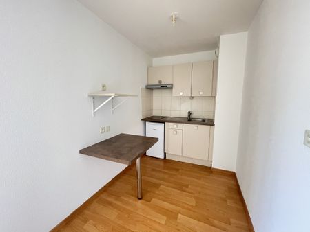 Location Appartement 2 pièces 37m² CLERMONT FERRAND 63000 - Photo 4