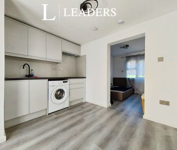 1 bedroom studio to rent The Drive, Rochford, Essex, SS4 - Photo 2