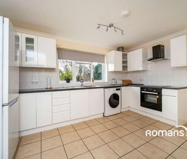 Yorktown Road, Sandhurst, Berkshire, GU47 - Photo 2