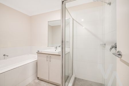 62b Redgum Circuit, Aberglasslyn NSW 2320 - House For Rent | Domain - Photo 4