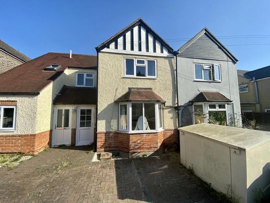 4 bedroom terraced house to rent - Photo 1