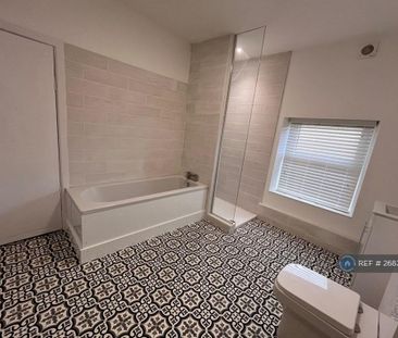 3 bedroom end of terrace house to rent - Photo 6