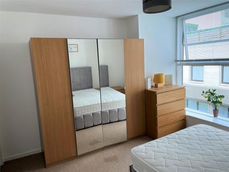 2 bedroom apartment to rent - Photo 4