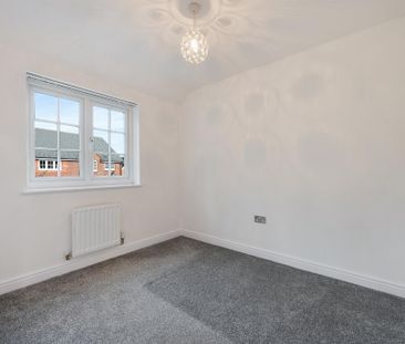 3 bedroom end of terrace house to rent - Photo 5