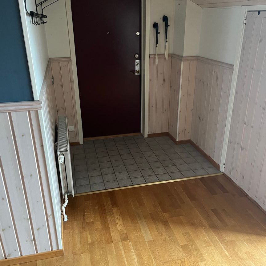 Vindslägenhet Gamla rådstugugatan 13 - Photo 1