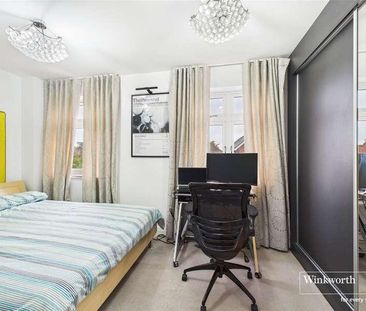 Freshers Grove, Earley, Reading, Berkshire, RG6 - Photo 3