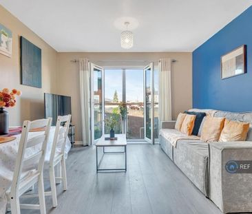 2 bedroom flat to rent - Photo 5