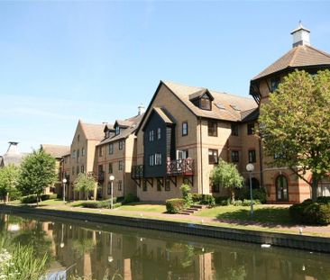 3 bedroom flat to rent - Photo 4