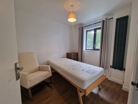 2 bedroom terraced house to rent - Photo 4