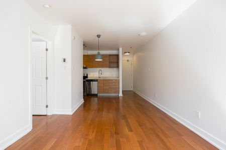 479 Av. Mousseau-Vermette, #3302 - Photo 4