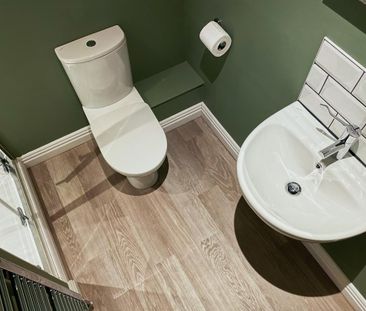 3 bedroom apartment to rent - Photo 5