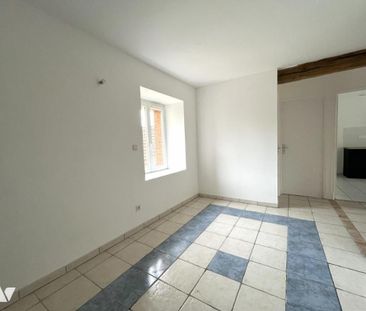 A louer à VILLE-DOMMANGE, appartement en duplex comprenant : vaste ... - Photo 3