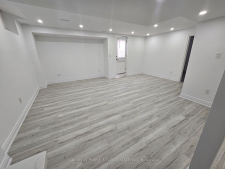 For Lease - 30 Bucksaw Street, Brampton, Ontario - Photo 3
