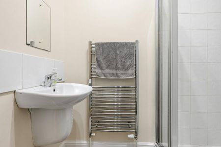 1 bedroom apartment to rent - Photo 4