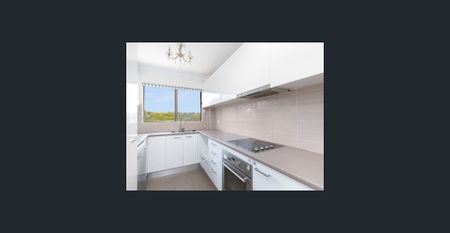 Sleek Two Bedroom Apartment - Photo 4