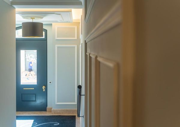 1 Bedroom Apartment with swimming pool, Janelas Verdes, Lisboa