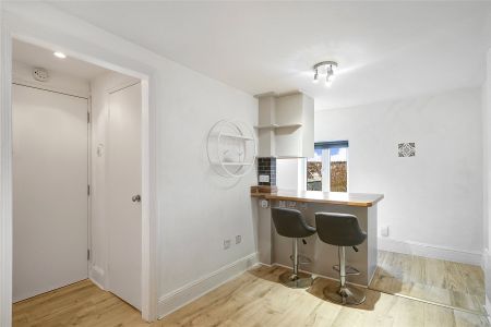 Kingston Road, London, SW19 flat to rent - Photo 5
