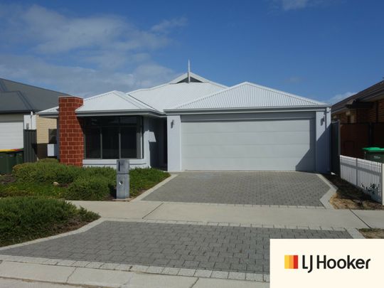 Neat 4 x 2 Home in Alkimos - Photo 1