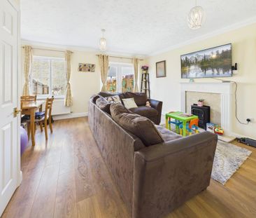 3 bedroom terraced house to rent - Photo 1