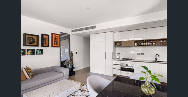 Contemporary home & lifestyle in ‘The Regent’ - Photo 1