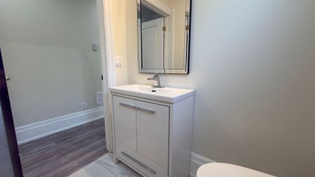 For Lease - 25 Sixteenth Street, Toronto, Ontario - Photo 4