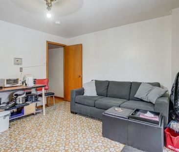 For Lease - 158 Hallam Street Unit# Main Rm 3, Toronto, Ontario - Photo 1